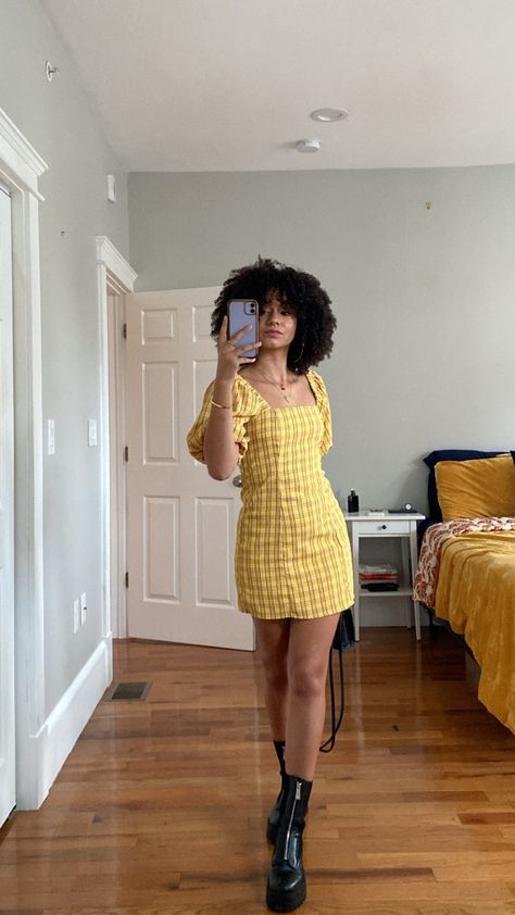 Yellow Plaid Dress with puffy sleeves, mini black telfar, black zara platform boots | Natural hair, curly hair, afro | street style, wedding guest dress, sundress, outfit inspiration, posing inspo, style guide Puffy Sleeve Dress Outfit, Afro Street Style, Street Style Wedding, Telfar Black, Curly Hair Afro, Style Wedding Guest, Yellow Plaid Dress, Sundress Outfit, Dress With Puffy Sleeves