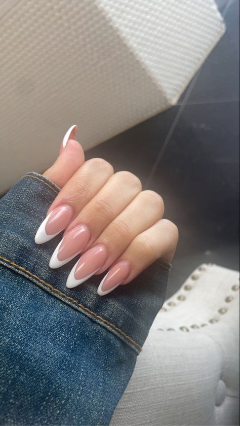 Pointy French Tip, Sharp French Tip Nails, French Tips Stiletto Nails, Pointy French Tip Nails, Stiletto French Tips, Long Almond French Tip Nails, French Nails Stiletto, Stiletto French Nails, Deep French Tip Nails