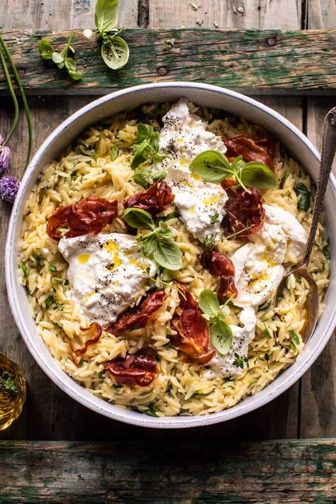 Dinner Recipes With Burrata, Minimalist Dinner Recipes, Orzo Carbonara, Half Baked Harvest Recipes, Crispy Prosciutto, Sommer Mad, Harvest Recipes, Half Baked, Half Baked Harvest