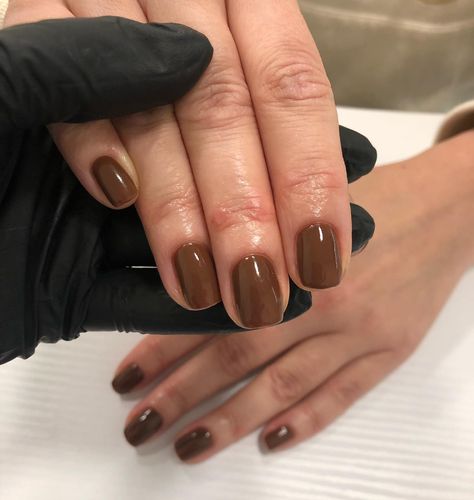 This bronze GelColor from #OPIMalibu encapsulates summer and sun-kissed memories. And clients can wear it all year round! Shade: #EndlessSunner #OPI #OPIObsessed #ColorIsTheAnswer #SummerMani #SummerNails #BronzeNails #BronzeMani #BronzeManicure #GelColor #NeutralNails Opi Endless Sun-ner, Bronze Nail Polish, Bronze Nails, Brown Nail Polish, Brown Nail, Brown Nails Design, Long Lasting Nail Polish, Long Lasting Nails, 2023 Trends