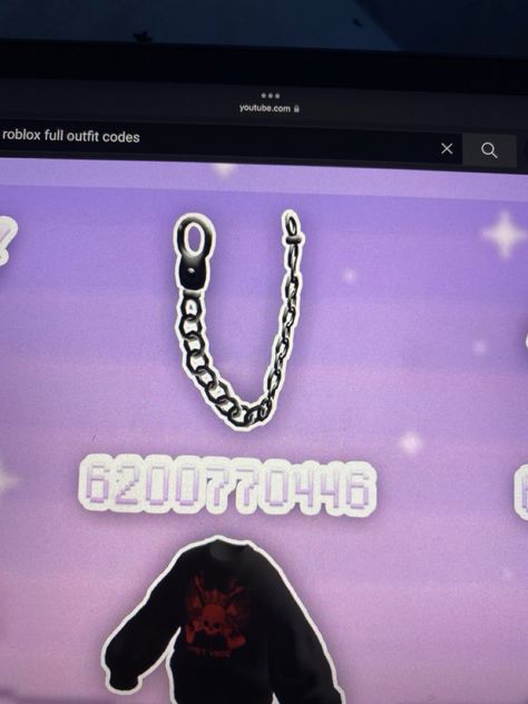 Roblox Chain Code, Bloxburg Clothes, Roblox Ids, Skin Roblox, Decal Codes, Leg Chain, Bloxburg Decal Codes, Roblox Codes, Waist Chain