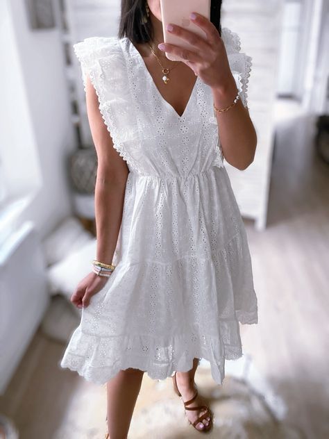 Robe à broderie anglaise en coton blanche - JUANITA White Dress, Couture, Boutique, Dresses, White