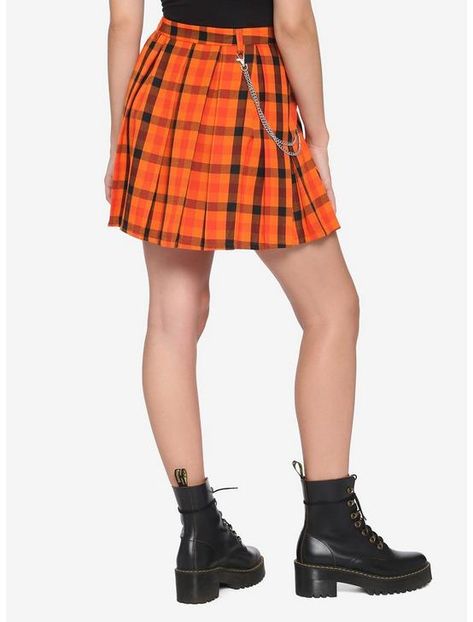 Orange Goth Outfit, Alternative Fashion Halloween Skirt, Orange Alt Outfits, Orange Vibe, Hello Kitty Halloween Costume, Orange And Black Plaid Skirt, Yellow Plaid Skirt Outfit Grunge, Wizard Fashion, Spooky Fashion