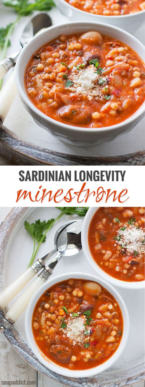 Sardinian Longevity Minestrone Soup from SoupAddict.com - a deliciously light legume and vegetable soup enjoyed by the long-lived residents of the island of Sardinia. Zone Diet Recipes, Blue Zones Diet, Blue Zones Recipes, Zone Recipes, Blue Zone, Minestrone Soup, Goulash, Minestrone, Healthy Soup