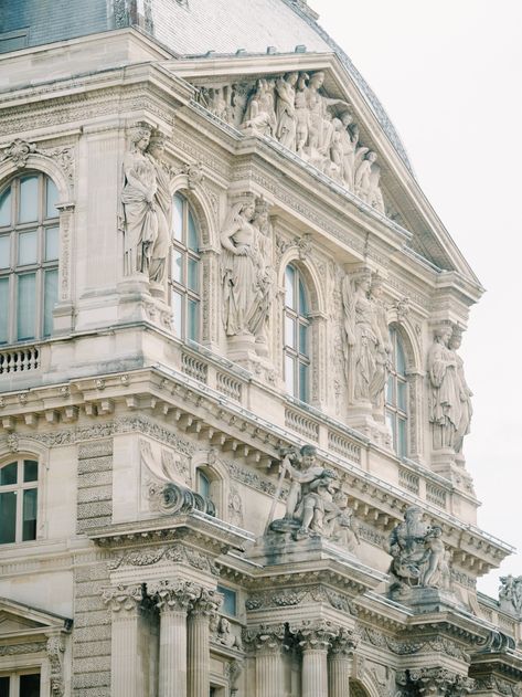 There’s just something magical about Paris and the Louvre. Wandering hand-in-hand through those iconic streets, soaking in the golden glow of the city... it’s like stepping into a real-life love story. And can we take a moment for this gown by @dylanparientyparis? The fluffy, cloud-like details are such a dream—it’s everything a fairytale bride could want! If you’re dreaming of a wedding in Europe, let’s make it happen. I’d love to help capture your story in a way that feels just as magical... Fairytale Bride, About Paris, The Louvre, Golden Glow, Dream It, Make It Happen, The Golden, Your Story, A Dream