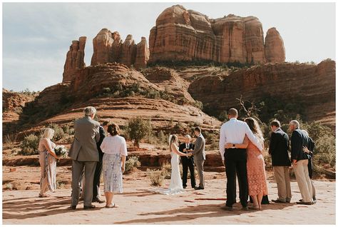 Cathedral Rock Elopement, Cathedral Rock Sedona Wedding, Wedding Decorations Beach, Eloping Ideas, Desert Wedding Dress, Cathedral Rock Sedona, Moab Wedding, Sedona Elopement, Southwestern Wedding