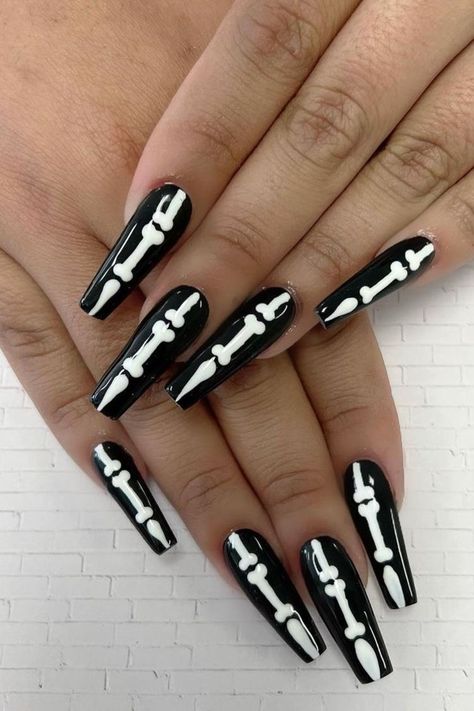 Halloween Nails Skeleton, Nails Skeleton, Skeleton Nails, Fall Nails Halloween, Halloween Nails 2022, Aesthetic Fall Nails, Holloween Nails, Witch Nails, Halloween Acrylic Nails