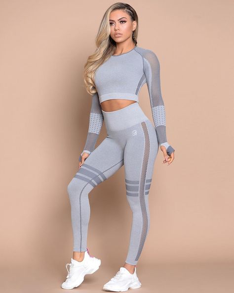 BOMBSHELL SPORTSWEAR on Instagram: “SNEAK PEEK! New Seamless is To Die For. Drops Mid April. @bombshellsportswear #new #gym #style” Bombshell Sportswear, Gym Wear For Women, Cute Leggings, Gym Style, Athleisure Wear, Striped Leggings, Sleek Fashion, Seamless Leggings, Striped Fabrics