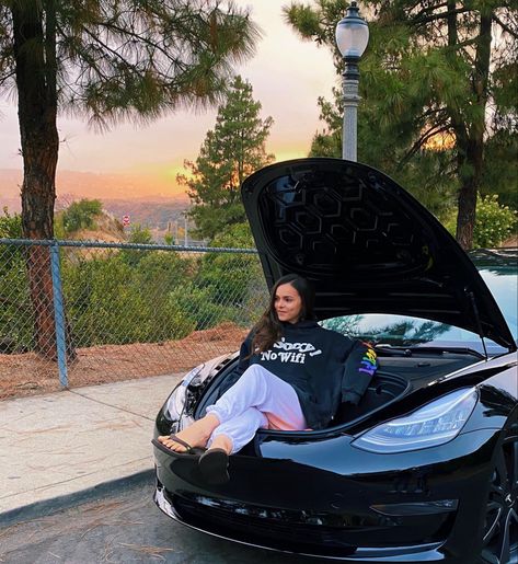 Tesla Model Y Aesthetic, Tesla Photoshoot, Car Pose Ideas, Car Pose, Production Ideas, Car Shoot, Tesla 3, Car Pic, Car Photoshoot