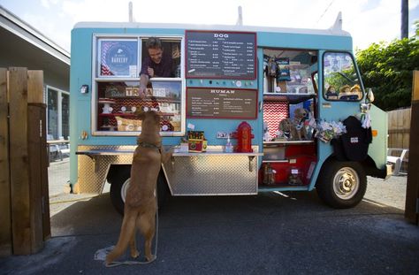 The Seattle Barkery, which is a food truck for dogs (really!). (really!). Dog Transport Van Ideas, Starting A Dog Treat Business, Pet Transport Van, Hot Dog Cart Business, Mobile Dog Treat Truck, Dog Waste Disposal, Food Cart Business, Dog Daycare Business, Pet Food Store