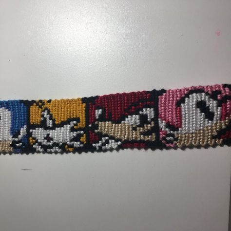 Alpha pattern #30183 | BraceletBook Sonic Bracelet Pattern, Sonic Hedgehog, Amy Rose, Alpha Pattern, Alpha Patterns, Friendship Bracelet Patterns, Bracelet Patterns, Friendship Bracelet, Embroidered Friendship Bracelet