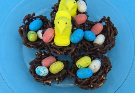 HayStack Cookie Easter Egg Nests | Creative Child After Dinner Dessert, Haystack Cookies, Holiday Party Treats, Easter Snack, Easter Egg Nest, Easter Egg Cookies, Candy Egg, Easter Snacks, Egg Nest