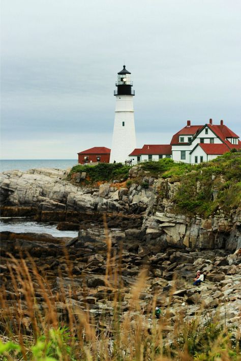 Cape Elizabeth Maine, New England Beach House, Maine Beaches, Portland Head Light, Cape Elizabeth, Maine Vacation, Maine Travel, New England Travel, Marine Art