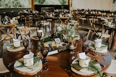 Lotr Wedding Table, Elvish Inspired Wedding, Hobbit Wedding Decorations, Lord Of The Rings Wedding Reception, Lord Of The Rings Reception, Lord Of The Rings Centerpiece Wedding, Lord If The Rings Wedding, The Lord Of The Rings Wedding Theme, The Shire Wedding Theme