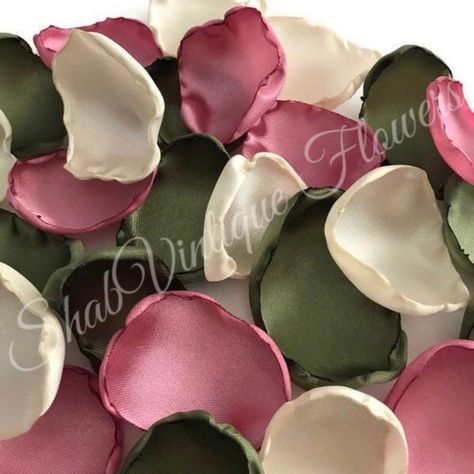 🌟Wedding decor🌟 https://etsy.me/3D3jRpb #dustyrose #weddingdesign #bridalshower #babyshower #tabledecor #etsyfinds #etsysales Birthday Party Dessert Table, Flower Girl Petals, Party Dessert Table, Dessert Table Decor, Bridal Shower Tables, Royal Blue Wedding, Gold Wedding Decorations, Ivory Flower, Wedding Petals