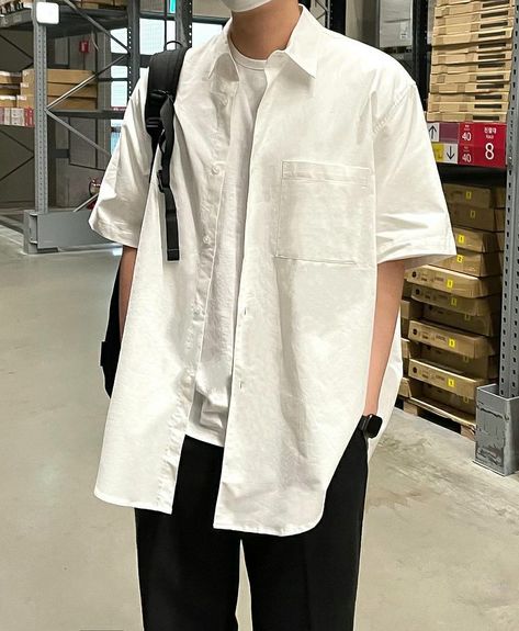 White Collared Shirt Outfit Aesthetic, Collared Shirt Outfit Aesthetic, White Collared Shirt Outfit, Minimalistic Room, Korean Street Fashion Men, White Shirt Outfits, Minimalist Fashion Men, Trendy Boy Outfits, Pocket Blouse