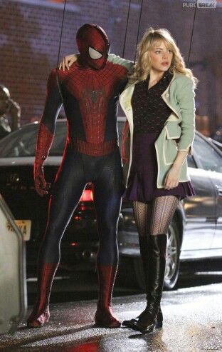 . Peter Y Gwen, Gwen Stacy Costume, Peter Parker And Gwen Stacy, Emma Stone Gwen Stacy, Clark Superman, The Amazing Spiderman 2, Spiderman Spider, Gwen Stacy, Movie Couples