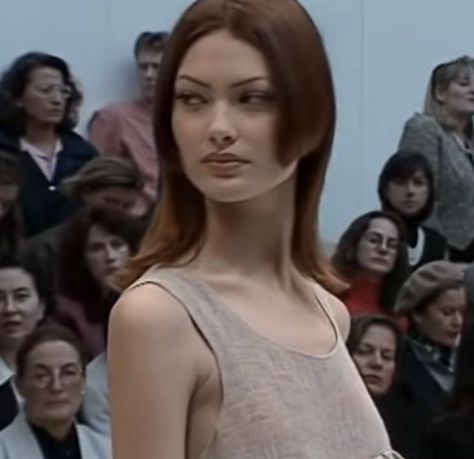 90s Models Makeup, Effy Stonem Style, Shalom Harlow, Prada Spring, 90s Model, Model Lifestyle, 90s Models, Model Inspo, Model Aesthetic