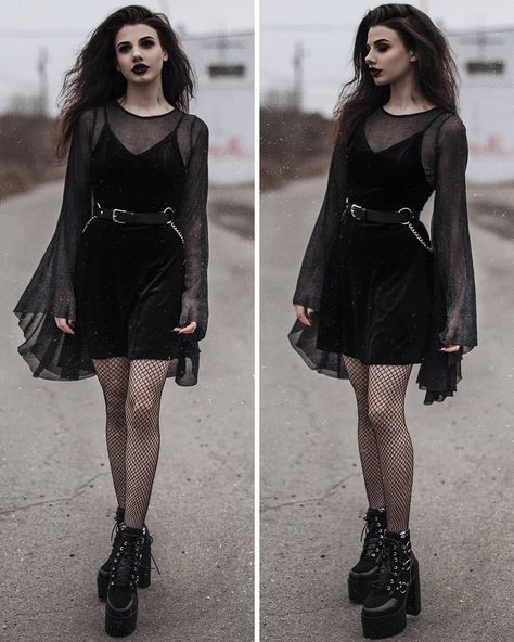 Ricky Aimee, Summer Goth Outfits, Outfits Alternative, Graveyard Girl, Edgy Dress, Summer Goth, Casual Outfit Inspiration, Dark Outfits, Dye My Hair