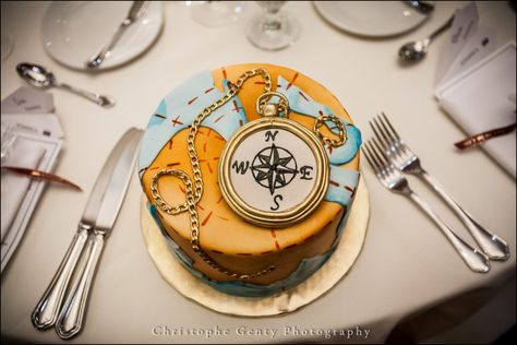 Compass Cake Ideas, Compass Cake, Compass Birthday Cake, Wedding Cakes Travel Theme, Cake Travel Theme, Traveler Cake, Travel Cake Ideas For Men, Country Wedding Inspiration, Travel Cake