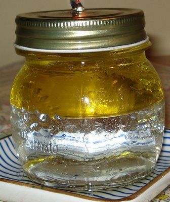 An easy, homemade vegetable oil lamp Oil Lamp Fuel, Native American Powwow, Candle Heater, Emergency Preparedness Kit, Homemade Oil, Oil Lantern, How To Make Oil, Emergency Preparation, Survival Life Hacks