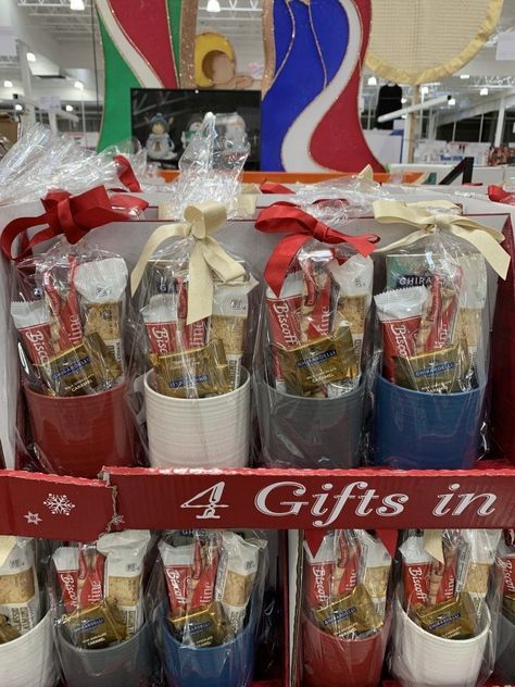 Costco has the Christmas Holiday gift baskets on the shelves. Get your 4 piece Costco Coffee Mugs for $19.99. Scroll for photos. This is a great gift to have around for any extra gift you may need. When I worked in an office, these were the perfect gifts for co-workers. For only $5 a mug, you have the perfect gift filled with candies & treats.....plus #costco #giftbasket #giftset Coffee Mug Gift Set Ideas, Coffee Cup Gift Ideas Filled Christmas, Coffee Mug Christmas Gift Ideas Filled, Christmas Mug Gift Ideas Filled, Coffee Mug Gift Ideas Filled Diy, Coffee Cup Gift Ideas Filled, Mug Gifts Ideas Filled, Coffee Mug Gift Basket, Coffee Mug Gifts Ideas Filled