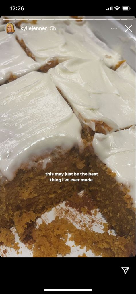 Kylie's Pumpkin Bread Recipe Dessert Captions, Cake Captions, Food Captions, Making Cake, Pumpkin Bread Recipe, Snap Food, Pumpkin Bread, Instagram Food, Food Snapchat