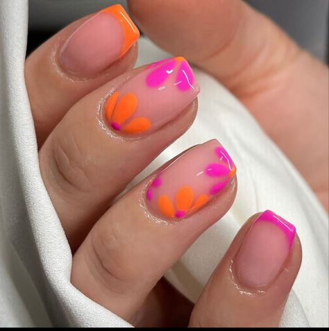 Hawaiian Nails, Winter Nails Acrylic, Summery Nails, Skin Nails, Almond Acrylic Nails, Vacation Nails, Nails Makeup, Trendy Nail, Nails 2023