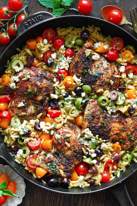 Greek Chicken Orzo with cherry tomatoes and olives. Orzo Salad Dressing, Orzo Salad Recipes Cold, Greek Chicken Orzo, Julia's Album, Chicken Entree, Orzo Salad Recipes, Creamy Feta, How To Cook Orzo, Poultry Dishes