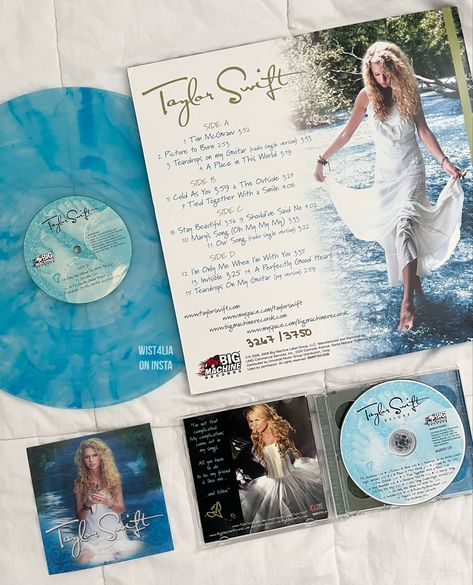 Taylor Swift Records Aesthetic, Taylor Swift Vinyl Rsd, Taylor Swift Album Vinyl, Taylor Swift Aesthetic Vinyl, Taylor Swift Vinyl Collection, Taylor Swift Debut Vinyl, Taylor Swift Cd Aesthetic, Taylor Swift Vinyl Aesthetic, Taylor Swift Records