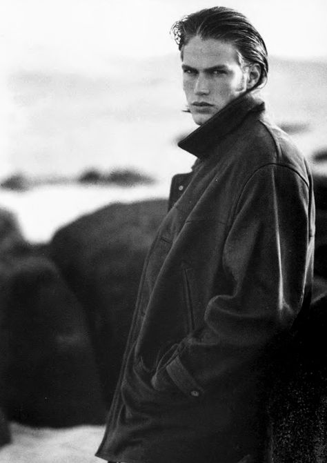 jason lewis back in his modeling days before he became an actor. Jason Lewis 90s, Yuppie Aesthetic, Jason Lewis, Model Clothes, Tatjana Patitz, Hair Man, Nadja Auermann, Literature Humor, Laetitia Casta