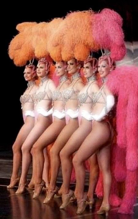 Moulin Rouge Outfits, Burlesque Party, Vegas Showgirl, Ziegfeld Follies, Vintage Burlesque, Vegas Shows, Vegas Party, Pretty Ballerinas, Lovely Legs