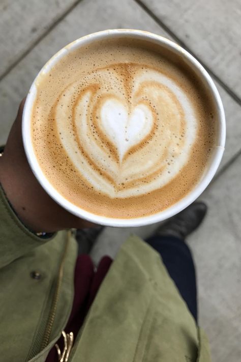 Coffee Board, Coffee Shop Aesthetic, Cappuccino Coffee, Coffee Obsession, Enjoy Coffee, Aesthetic Coffee, Coffee Latte, A Cup Of Coffee, Coffee Cafe