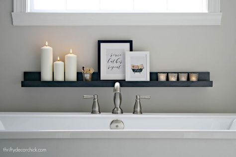 DIY display ledge for spa feel in the bathroom Display Ledge, Bathroom Display, Walk In Shower Designs, Thrifty Decor Chick, Diy Display, Diy Spa, Apartment Bathroom, Budget Bathroom, Bathroom Spa