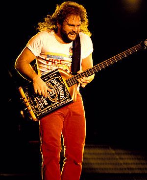 Michael Anthony (born: June 20, 1954, Chicago, IL, USA) is an American bassist, vocalist and musician. He is  is best known as the former bass player for the hard rock band Van Halen. He is currently the bass player in the rock supergroup Chickenfoot. Michael Anthony Van Halen, Van Hagar, Alex Van Halen, 1980s Music, Greatest Rock Bands, Michael Anthony, Rock And Roll Bands, Guitar Players, Eddie Van Halen