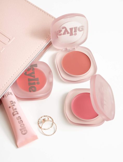 3 New Kylie Cosmetics Cream Blushes Swatched ⋆ Beautymone Kylie Makeup Products, Blush Packaging Design, Kylie Cosmetics Blush, Blush Packaging, Kylie Blush, Kylie Beauty, Kylie Gloss, Mini Cosmetics, Cream Blushes