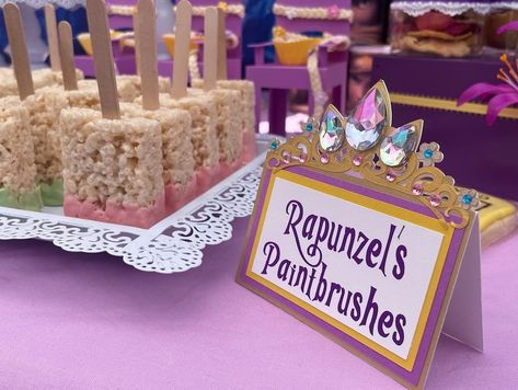 Rapunzel Snack Ideas, Tangled Theme Quinceanera Decorations, Rapunzel Treats, Tangled Theme Quinceanera, Rapunzel Sweet 16, Rapunzel Party Ideas, Rapunzel Birthday Party Ideas, Rapunzel Quinceanera Theme, Rapunzel Wedding Theme