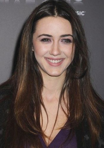 MADELINE Madeline Zima, Die Nanny, The Nanny, The Royals, One Year Anniversary, Twin Peaks, Nanny, Year Anniversary, Woman Face