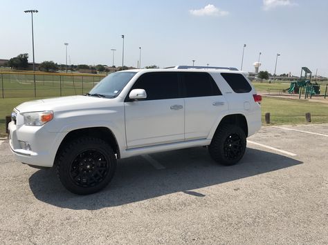 Deleted running boards 2010 limited 4runner Limited 4runner, 4runner Limited, 2010 4runner, 4 Runner, Toyota 4runner, Dream Car, Dream Cars, Toyota, Running