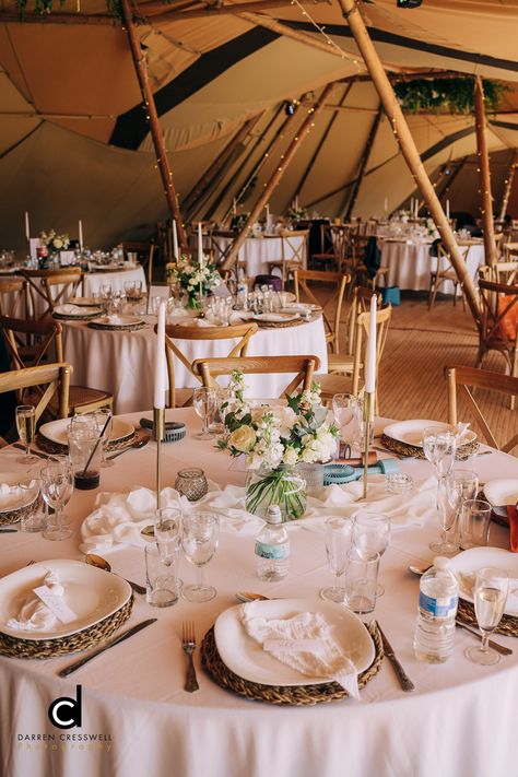 Tipi Wedding Round Tables, Marque Wedding, Tipi Interior, Fun Outdoor Wedding, Cricket Ground, Circle Table, Tipi Wedding, Round Tables, Wedding Board