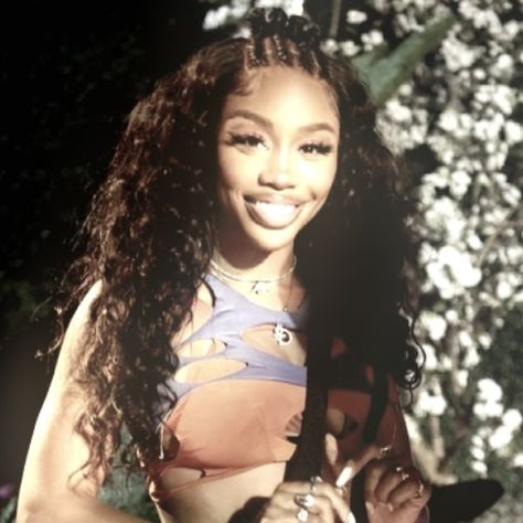 Sza Singer Birthday Cake, Sza Aesthetic Icon, Sza Pfp Icons, Sza Core, Sza Pfp, Sza Aesthetic, Sza Aesthetic Wallpaper Blue, R&b Aesthetic, Sza Singer