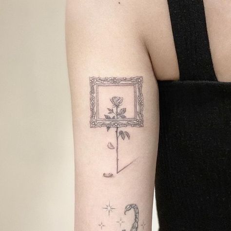 Triangle Art Geometric, Flowers In A Frame Tattoo, Tattoos In Frames, Old Frame Tattoo, Tattoo Picture Frame, Thick Flower Tattoo, Framed Art Tattoo, Picture Frame Tattoo Ideas, Square Frame Tattoo