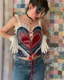 Heart Shaped Corset, Heart Corset, Painting On Fabric, Lizzie Hearts, October Fashion, Make Your Own Clothes, Fashion Collage, Pretty Clothes, Eclectic Fashion