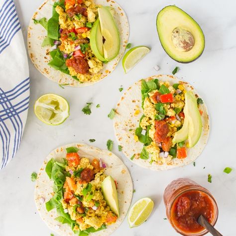 Tofu Scramble Tacos Scrambled Tofu Recipe, Tofu Tacos, Tofu Dishes, Vegan Breakfasts, Breakfast Routine, Taco Recipe, Tofu Scramble, Vegan Tacos, Meals To Try