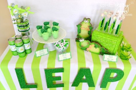 Leap Year dessert table  just in case Axel is born on leap day this would be a really cute 4th bday party (on the next leap year) yep i plan that far ahead for bday parties! :) Frog Birthday Party, Leap Year Birthday, Wedding Favor Table, Leap Day, Leap Year, Party Treats, Catch My Party, Bday Party, Party Fashion