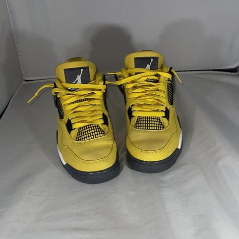 AIR JORDAN 4 LIGHTNING Air Jordan 4 Lightning, Yellow Trainers, Retro 4, Air Jordan 4, Air Jordan, Air Jordans, Cool Style, Jordan, Street Wear