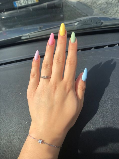 Pink Purple Blue Green Yellow Acrylic Nails, Lavender Yellow Nails, Pastel Yellow And Green Nails, Light Blue And Green Nails, Lavender And Yellow Nails, Lavender And Green Nails, Rhea Tattoo, Purple And Yellow Nails, Green And Blue Nails