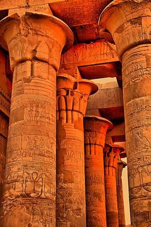 . Egypt Temple, Jaune Orange, Orange Aesthetic, Orange Crush, Aesthetic Colors, Happy Colors, Shades Of Orange, Ancient Egyptian, Ancient Egypt