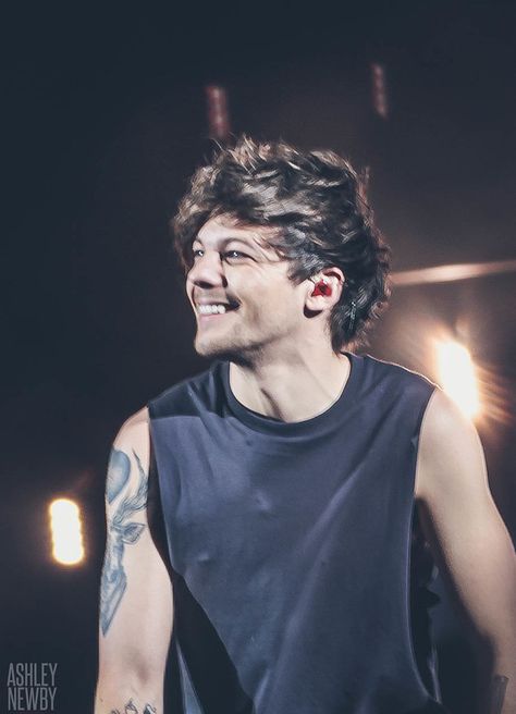 Louis Tomlinson, One Direction, A Man, On Twitter, Tattoos, Twitter