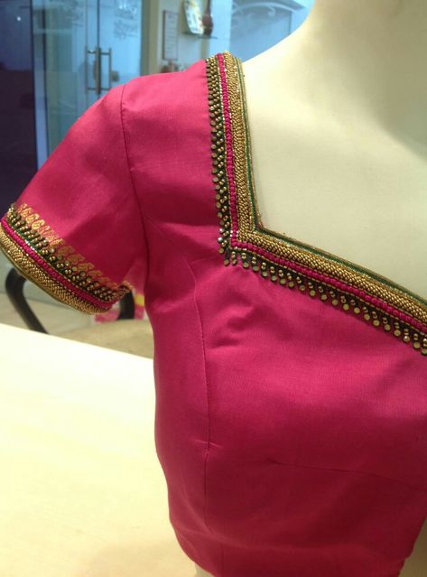 Front Neck Aari Blouse Design, Front Neck Blouse Design, Half Sleeve Blouse Designs, Aari Blouse Design, Blouse Design Aari Work, Best Blouse Designs, Pattu Saree Blouse Designs, Aari Blouse, Backless Blouse Designs